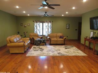 212 County Road 128, Bono, AR 72416