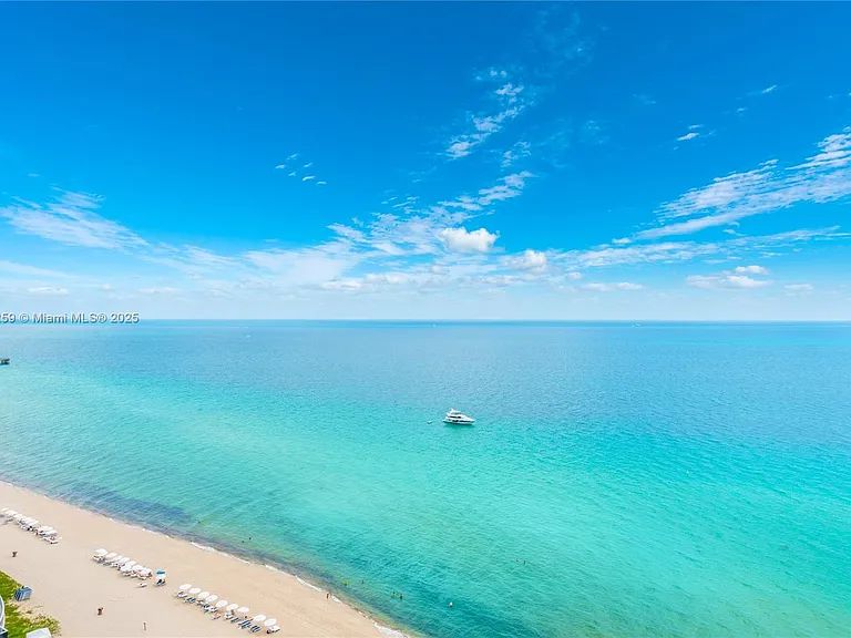 15811 Collins Ave #1702 — Photo 33