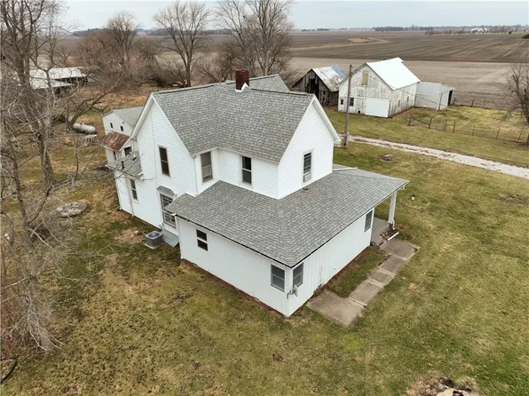 9162-1450 East Rd, Georgetown, IL 61846