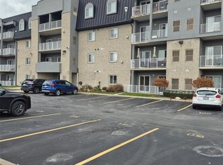 6055 Ellis St #104, Lasalle, ON N9H 2P8