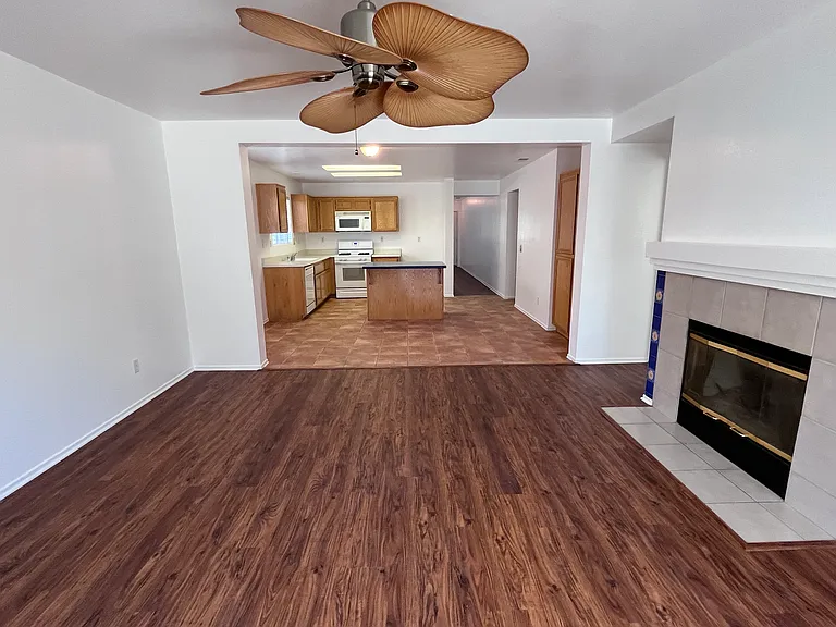 13430 Merry Oaks St — Photo 4