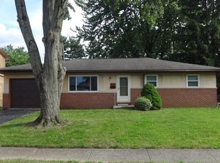 1741 Pin Oak Dr, Columbus, OH 43229