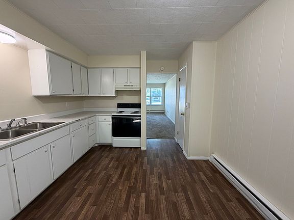 3rd image of 201 Martin Ct APT C