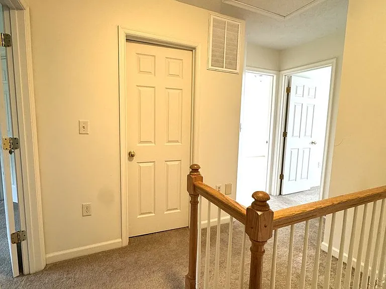 1432 Verdant Spring Ln — Photo 9