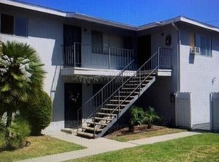 6071 Lemon Ave APT B, Cypress, CA 90630