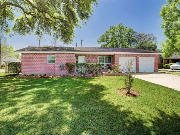 4301 Hummingbird St, Houston, TX 77035