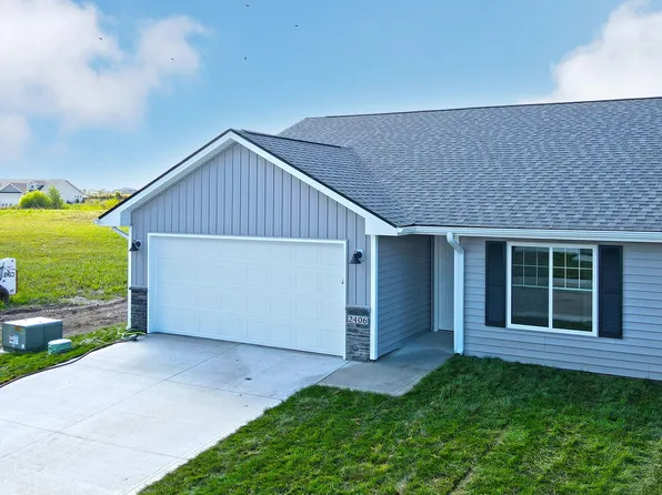 2406 NE 6th St, Grimes, IA 50111