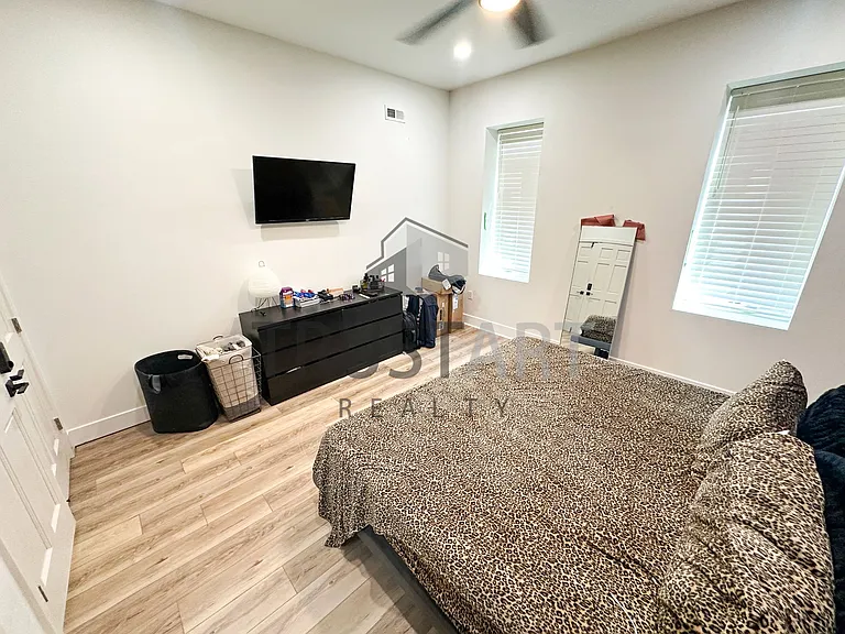 183 W Norris St — Photo 8