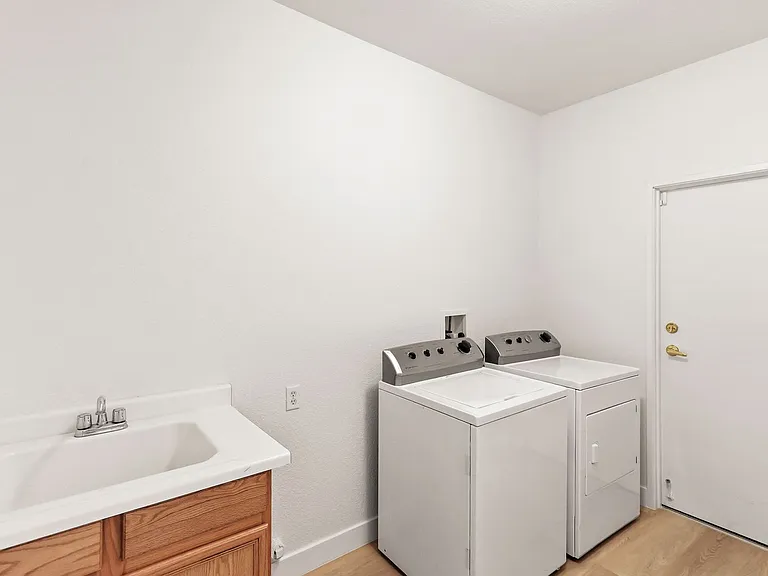 1134 Evening Ridge St — Photo 4