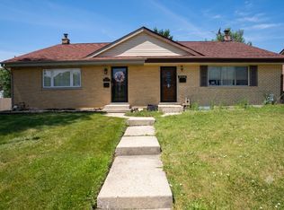 9406 N Oak Ave, Des Plaines, IL 60016