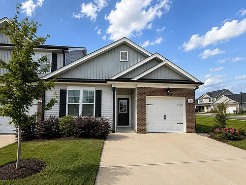 315 Sandpiper St Photo 1
