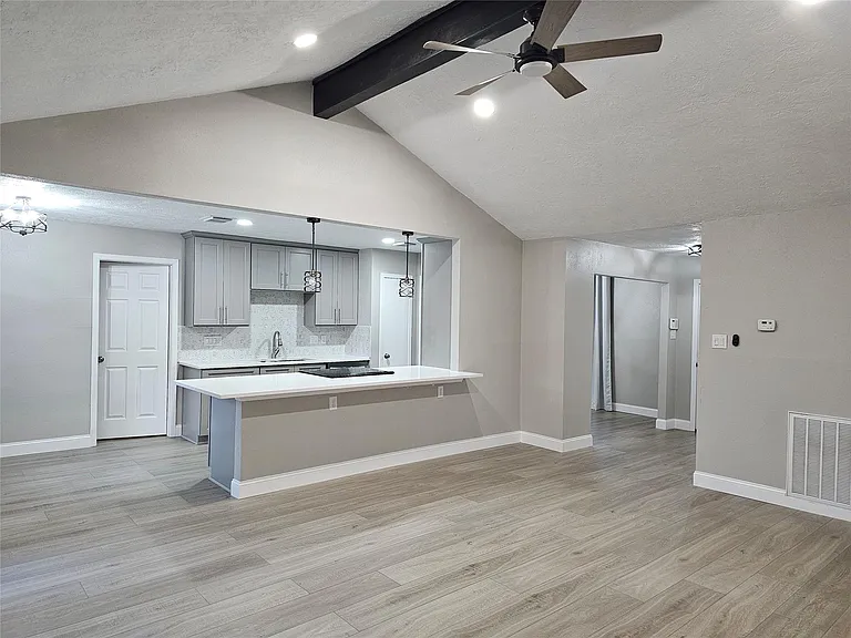 22530 John Rolfe Ln — Photo 7
