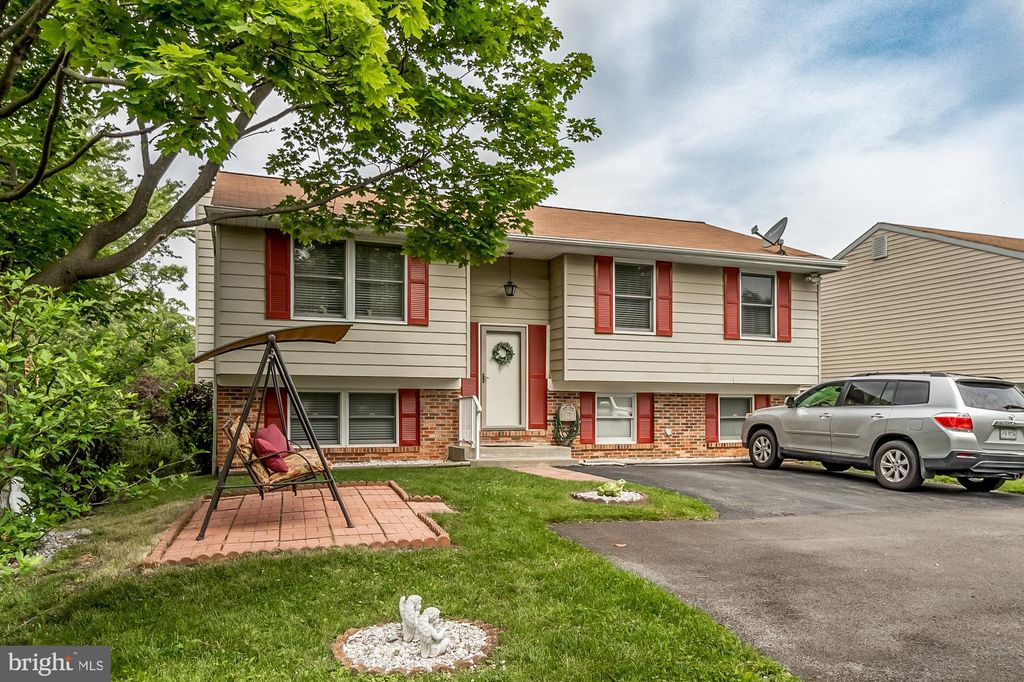 1200 Roxboro Rd, Rosedale, MD 21237