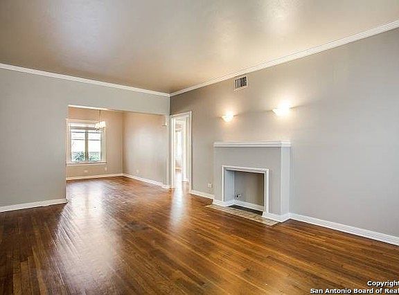 3rd image of 503 E Olmos Dr