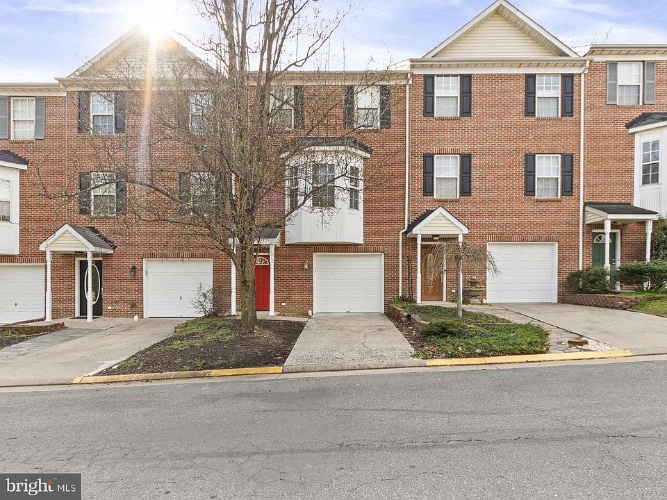 1st image of 205 Shaw Ct