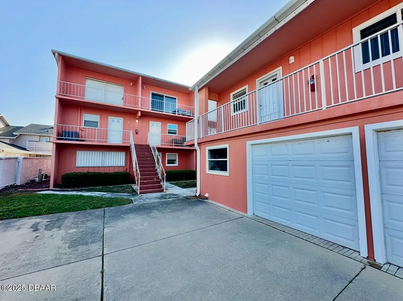 2 bed, 2.0 bath, 1290 sqft, $2,700 — Photo 1