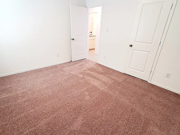 6927 Stellar Cv — Photo 12