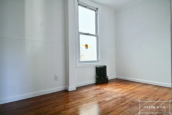 Rented by Grand & Co. | media 18