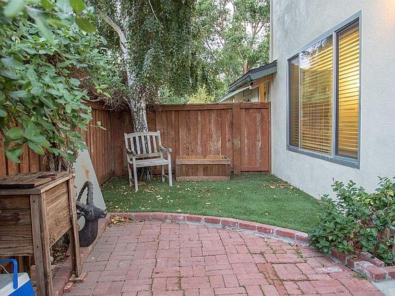 5th image of 1703 E Avenida De Las Flores