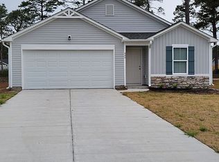 880 Pine Needles Rd, Southport, NC 28461