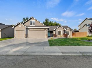 1848 W Stone Valley Dr, Meridian, ID 83646