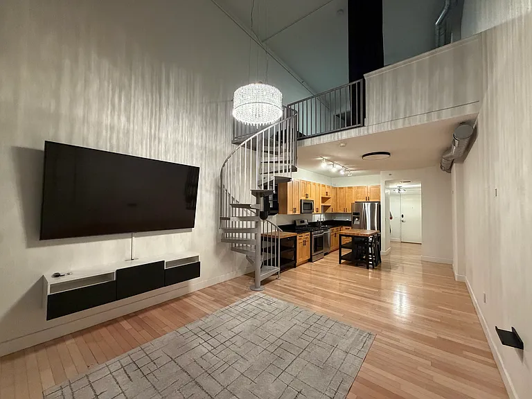150 E Robinson St #205 — Photo 2