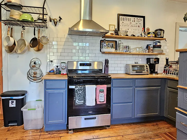 27 Cowper Ct #3 — Photo 2