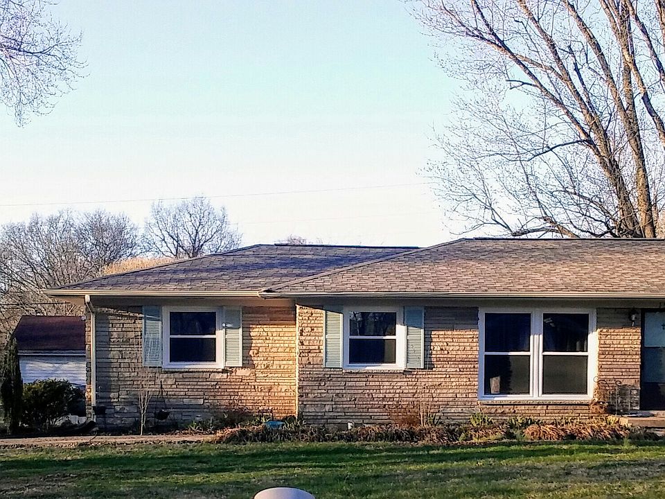 1st image of 158 Hitchcock Ave