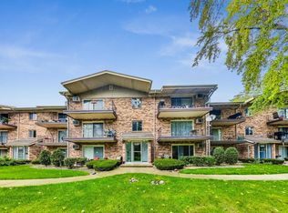 5331 Waterbury Dr #2601, Crestwood, IL 60418