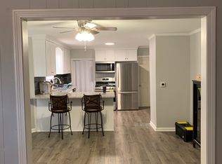 11 Diamond Ave, Plainville, CT 06062