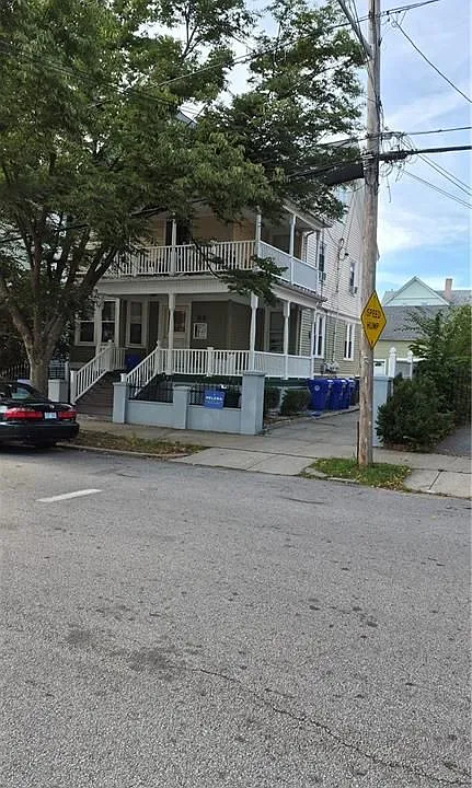 95 Adelaide Ave #3