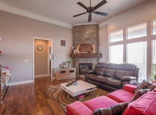 17771 W 166th St, Olathe, KS 66062