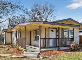 2716 S Jones St, Fort Worth, TX 76104