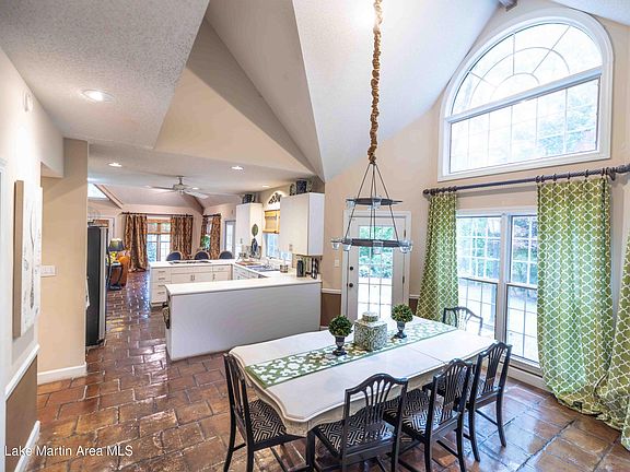 2nd image of 105 Shady Ln