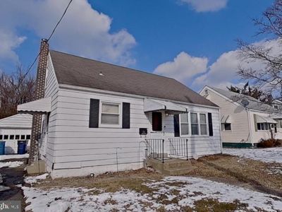 327 Olga Rd, Wilmington, DE, 19805