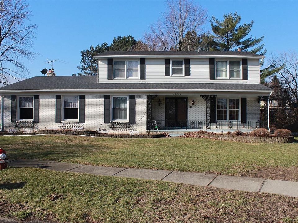 1st image of 47244 Warwick Ct