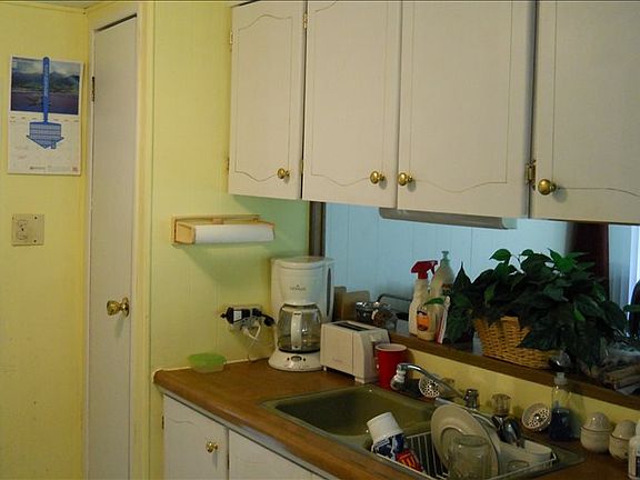 5th image of 6 Joanna Dr