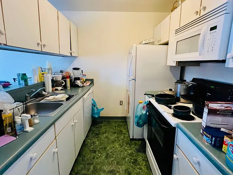 415 E. Grace Street — Photo 20