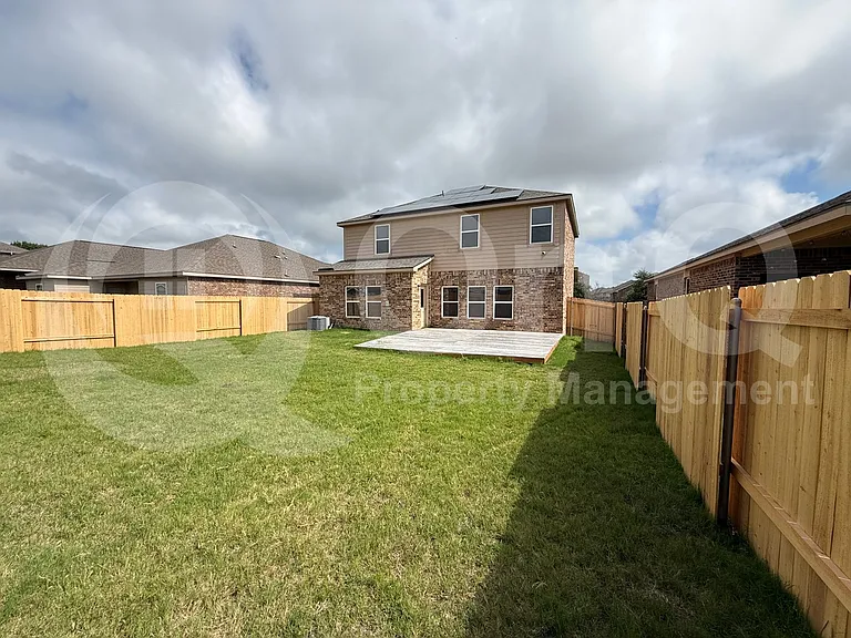 1623 White Mountain Way — Photo 25