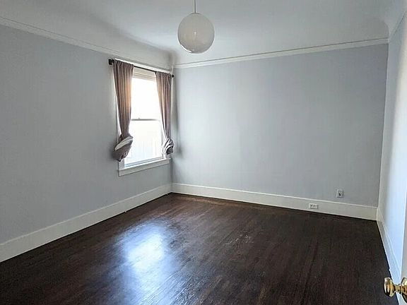 5th image of 3431 Mission St APT 2