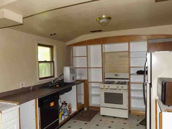 5th image of 3198 Eldora Dr
