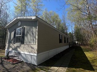 6 Greentree Dr, Plattsburgh, NY 12901