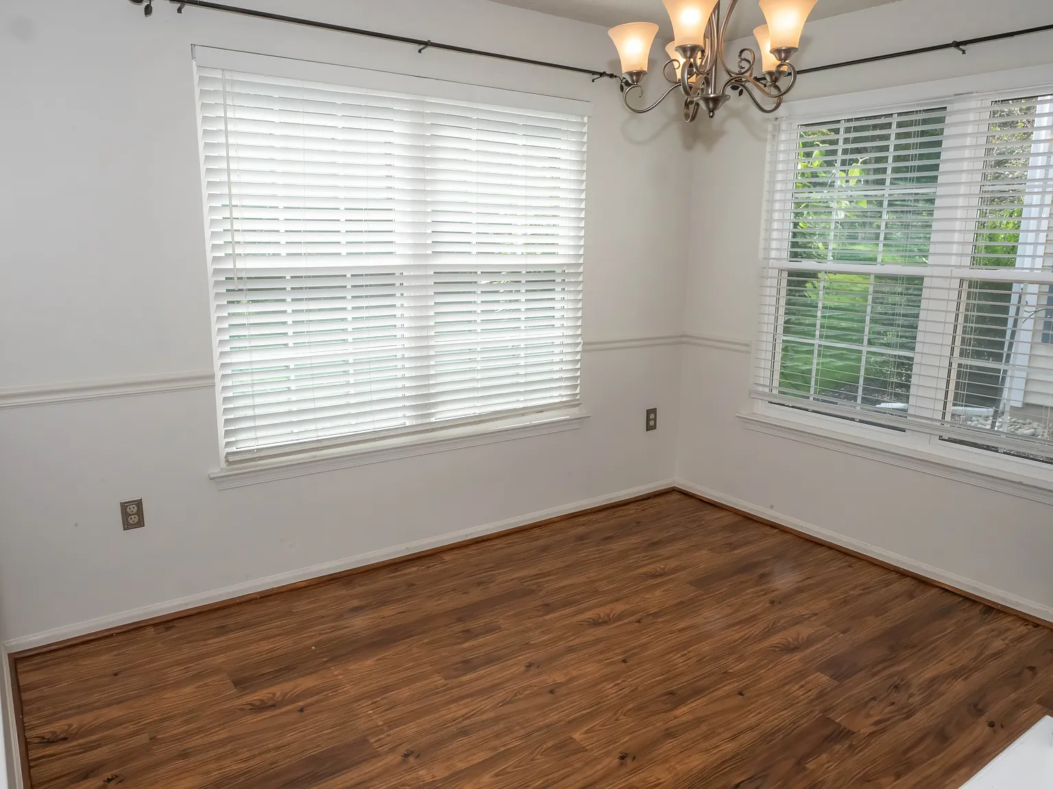 2 bed, $2,600 — Photo 4