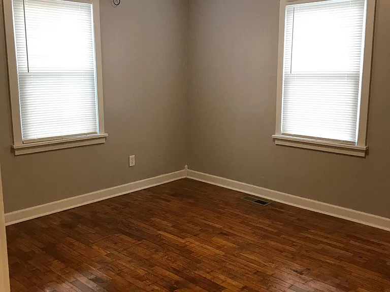 2045 Bittle Rd — Photo 6