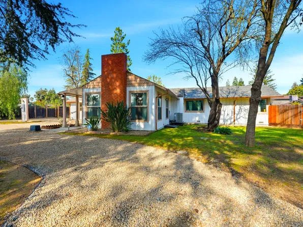 610 W Barstow Ave, Fresno, CA 93704