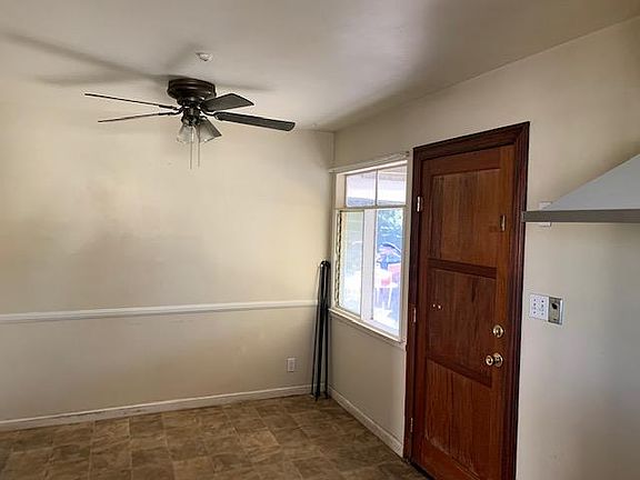 3rd image of 6054 N Barranca Ave