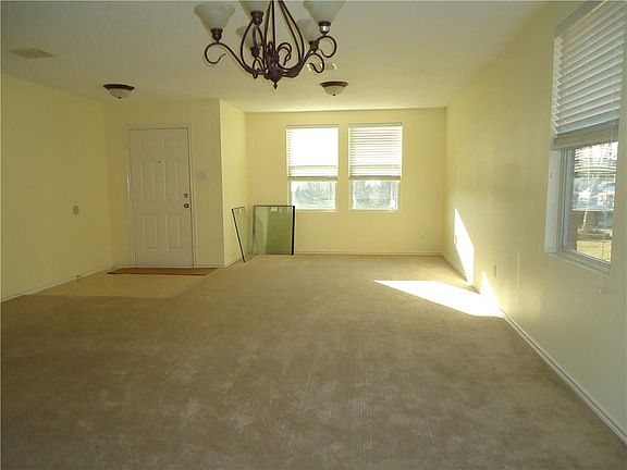 4th image of 3448 Quannah Dr