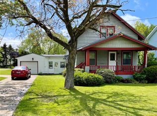 2114 Saltsman Rd, Erie, PA 16510