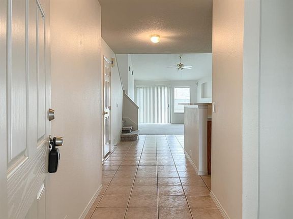 3rd image of 21018 Somerset Park Ln