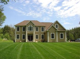 5653 Eaglecrest Dr, Concord, NY 14141